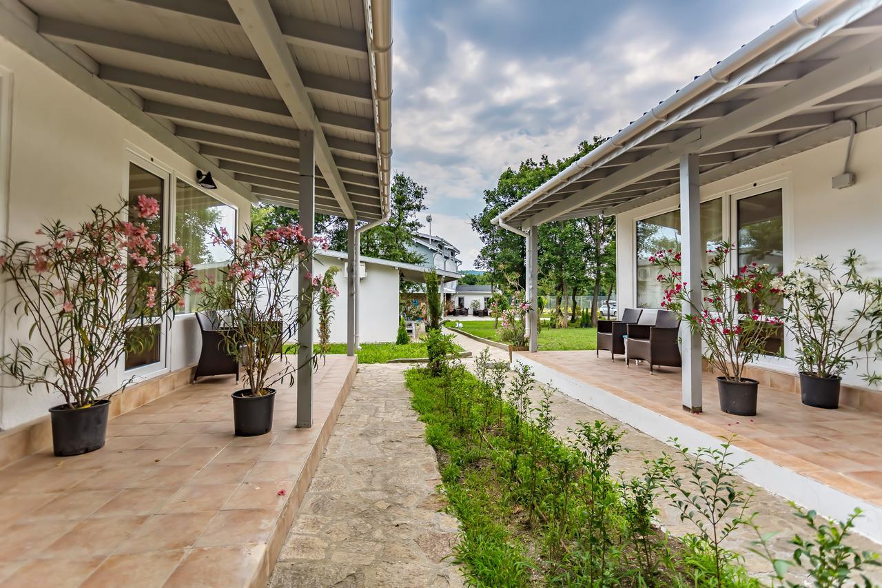 St Anastasia Hotel Burgas Extérieur photo